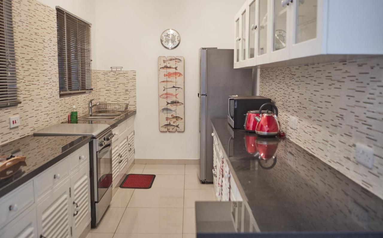Tamarind Village Hotel Apartments Mombasa Exteriör bild